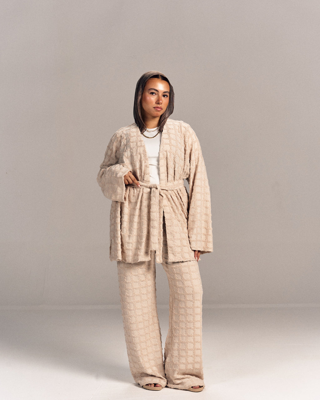 Grid Set Cream