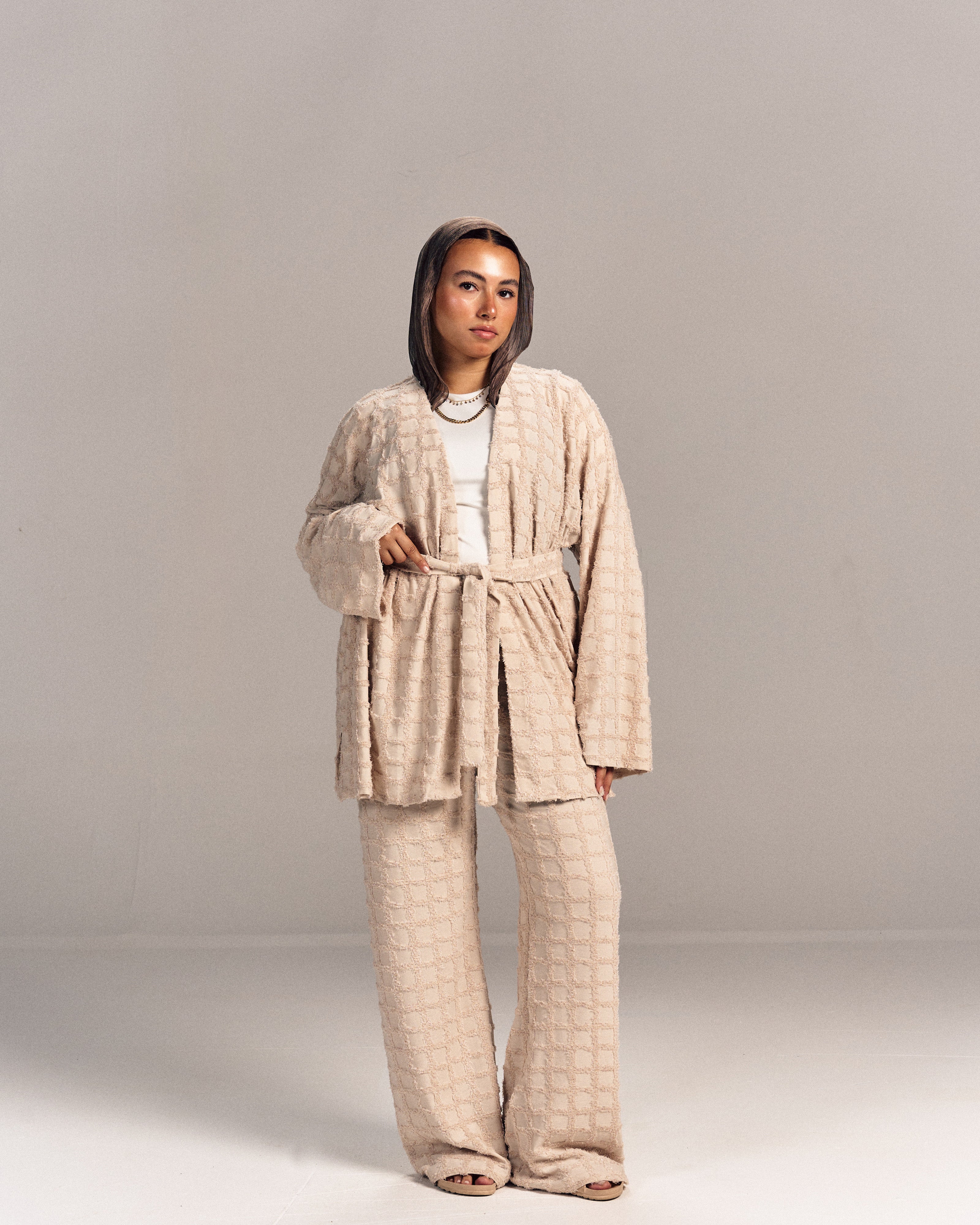 Grid Set Cream