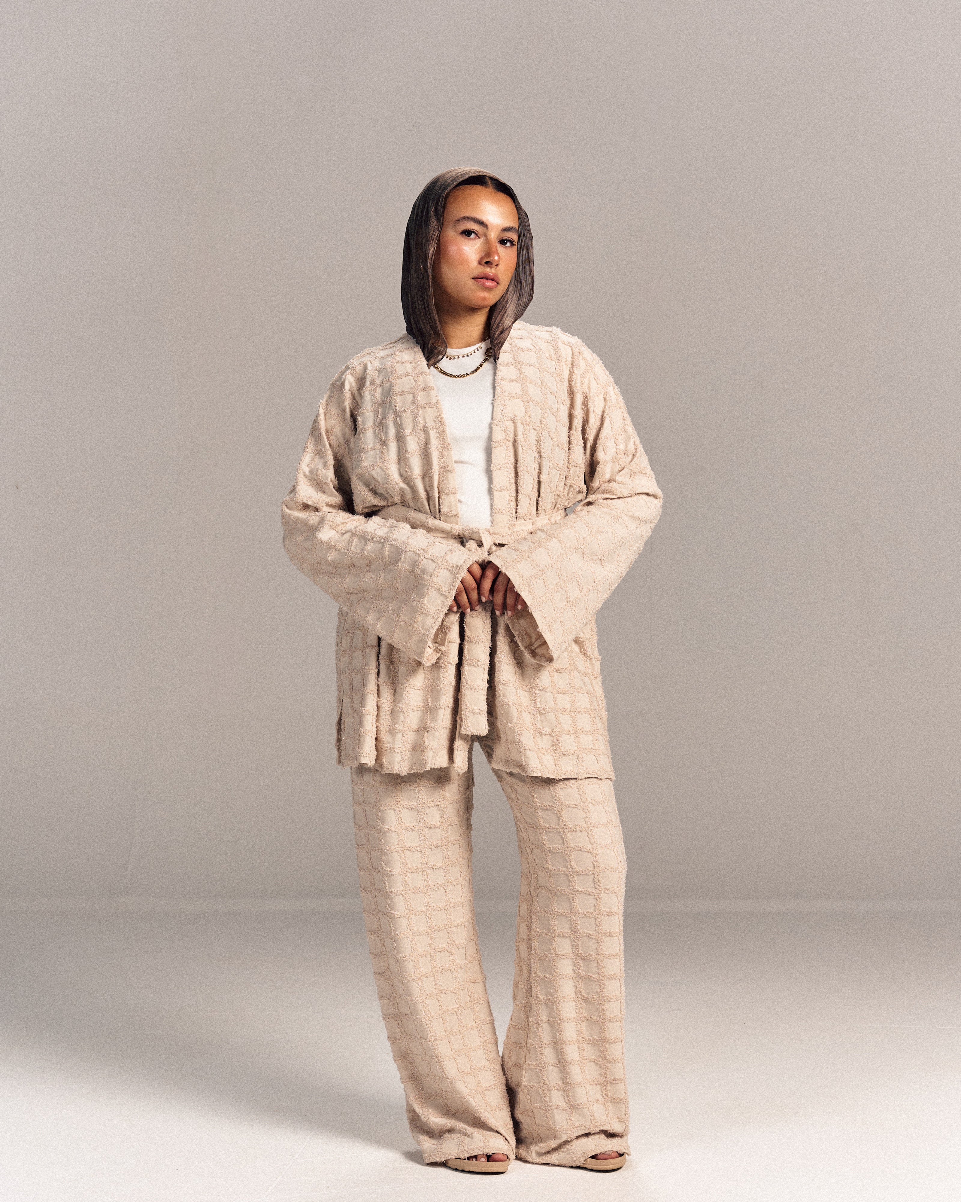 Grid Set Cream